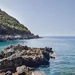 Amazing In * Belmonte Calabro