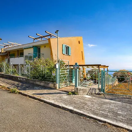 Amazing In Feriehus *